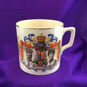 King George V and Queen Mary Silver Jubilee 1910 - 1935 Cup Morley Fox and Co